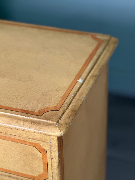 19th Century Pine Chest Of Drawers In Original Paint