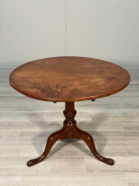 Antique Georgian Mahogany Tilt Top Table