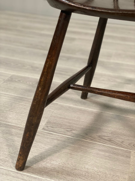 1920’s Windsor Chair In Original Finish