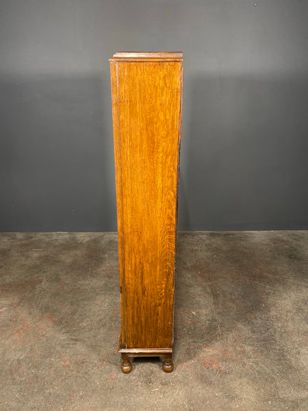 Early 20th Century Open Oak Bookcase On Cupboard