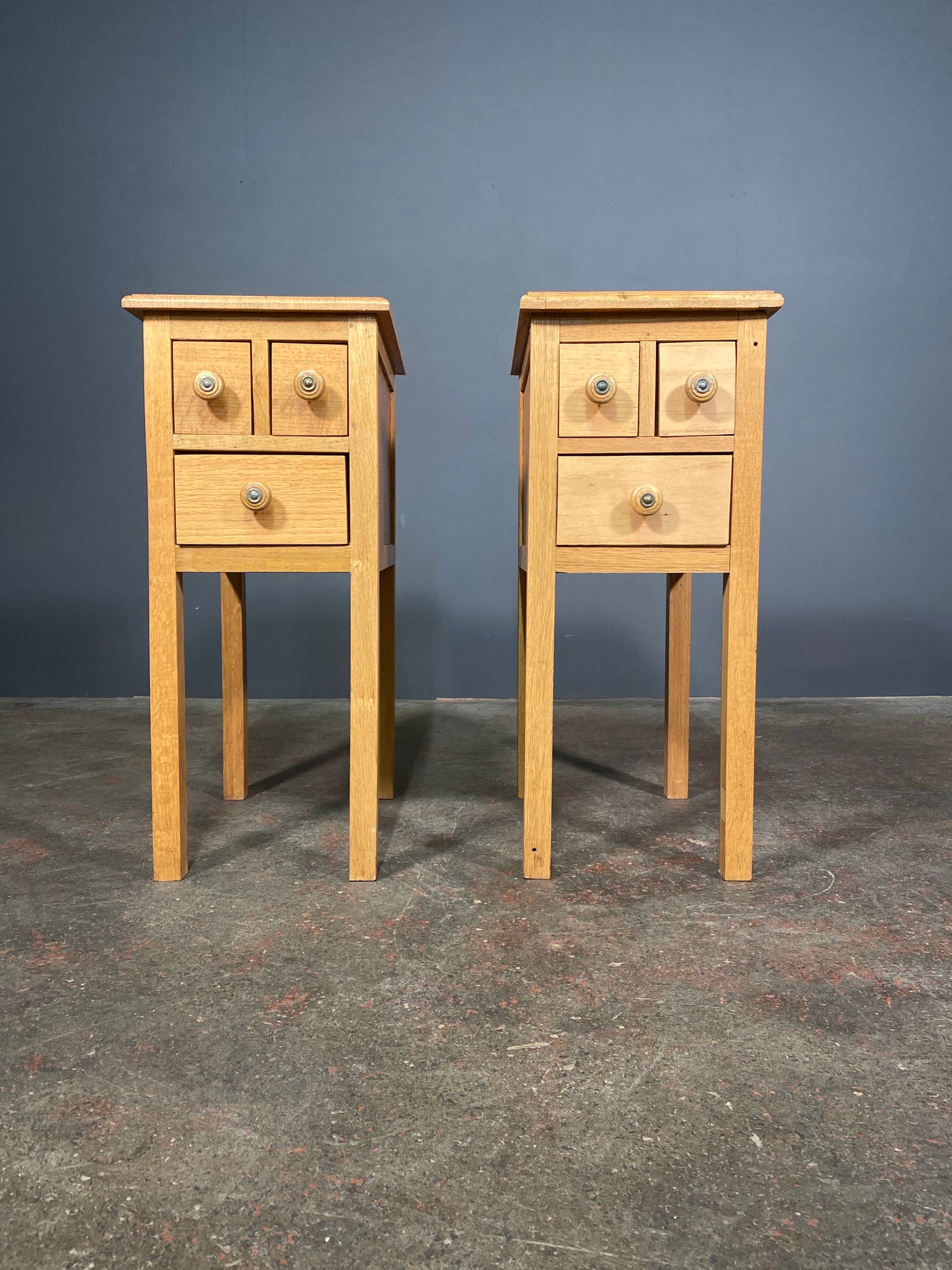 Mid 20th Century Solid Oak Pair Of Bedside Cabinets
