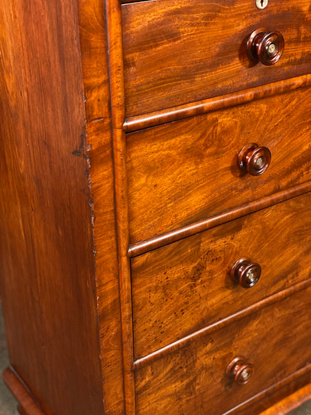 Large 19th Century Mahogany Chest Of Drawers With Secret Drawer