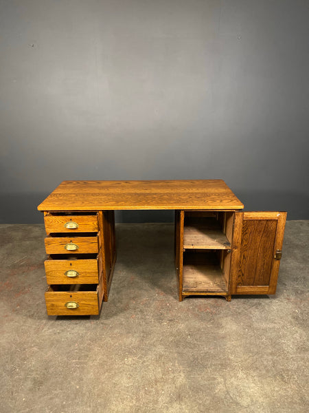 Early 20th Century Oak Teachers Desk c1920