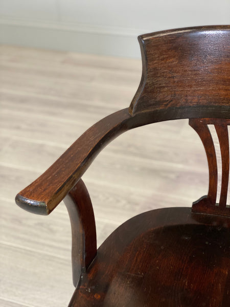 1920’s Oak Desk Chair