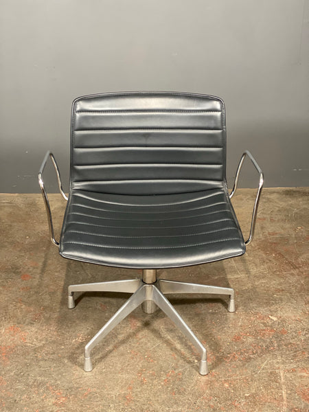 A Set Of 6 Stylish Italian Office Chairs by Arper
