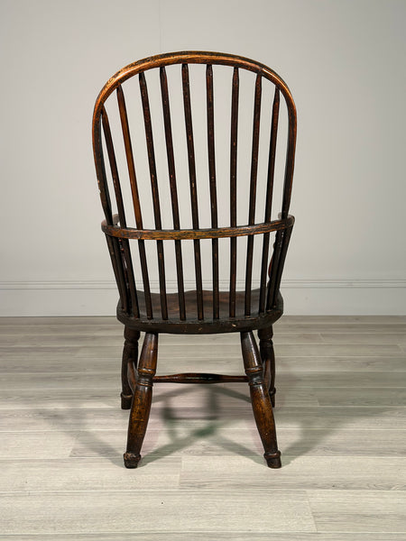 Early 19th Century Elm Windsor Chair