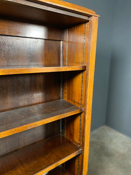 Early 20th Century Open Oak Bookcase On Cupboard