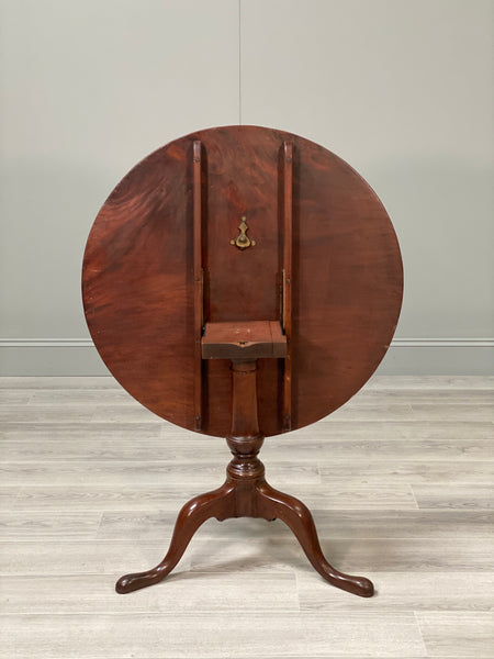 Antique Georgian Mahogany Tilt Top Table