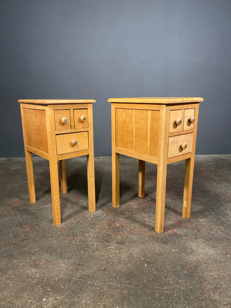 Mid 20th Century Solid Oak Pair Of Bedside Cabinets
