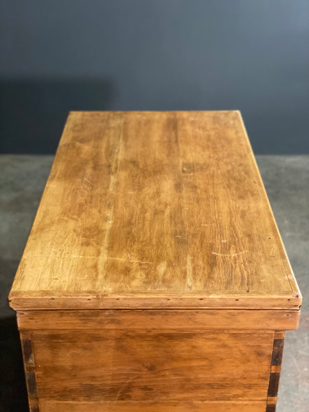 Large Victorian Pine Bedding Box