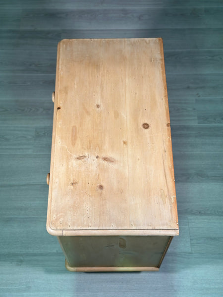 Victorian Pine Chest Of Drawers