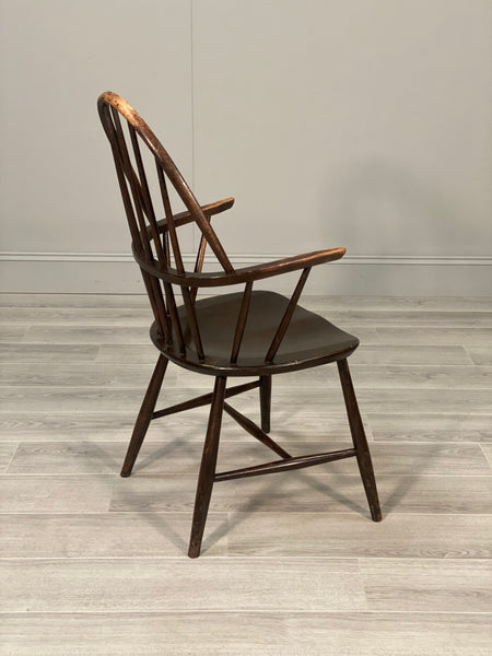 1920’s Windsor Chair In Original Finish