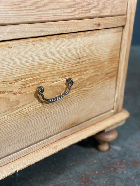 Victorian Pine Chest Of Drawers