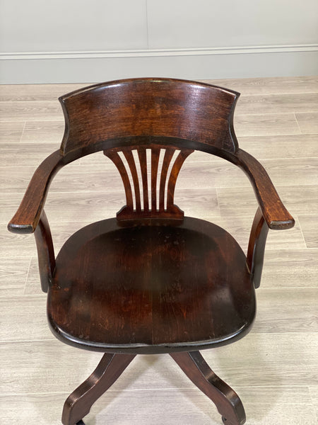 1920’s Oak Desk Chair
