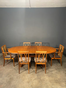 Mid 20th Century G Plan Extending Dining Table With 6 Chairs