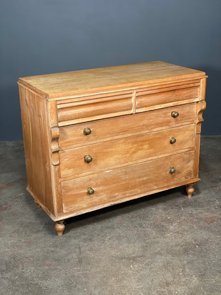 19th Century French Pine Chest Of Drawers