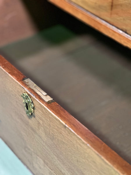 18th Century Georgian Chest Of Drawers