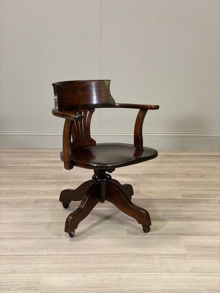 1920’s Oak Desk Chair