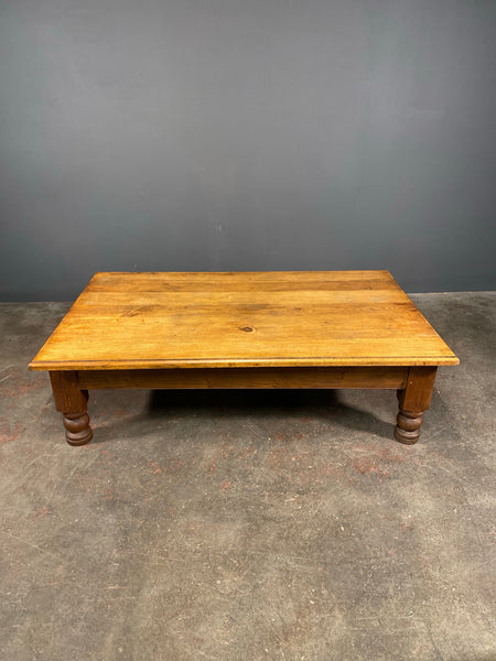 Huge Early 20th Century Solid Oak Coffee Table With Drawers