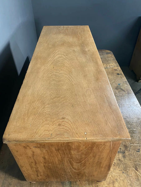 Early 20th Century Oak And Pine Counter Top Cabinet Drawers