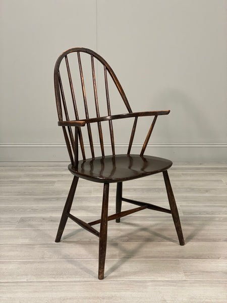 1920’s Windsor Chair In Original Finish