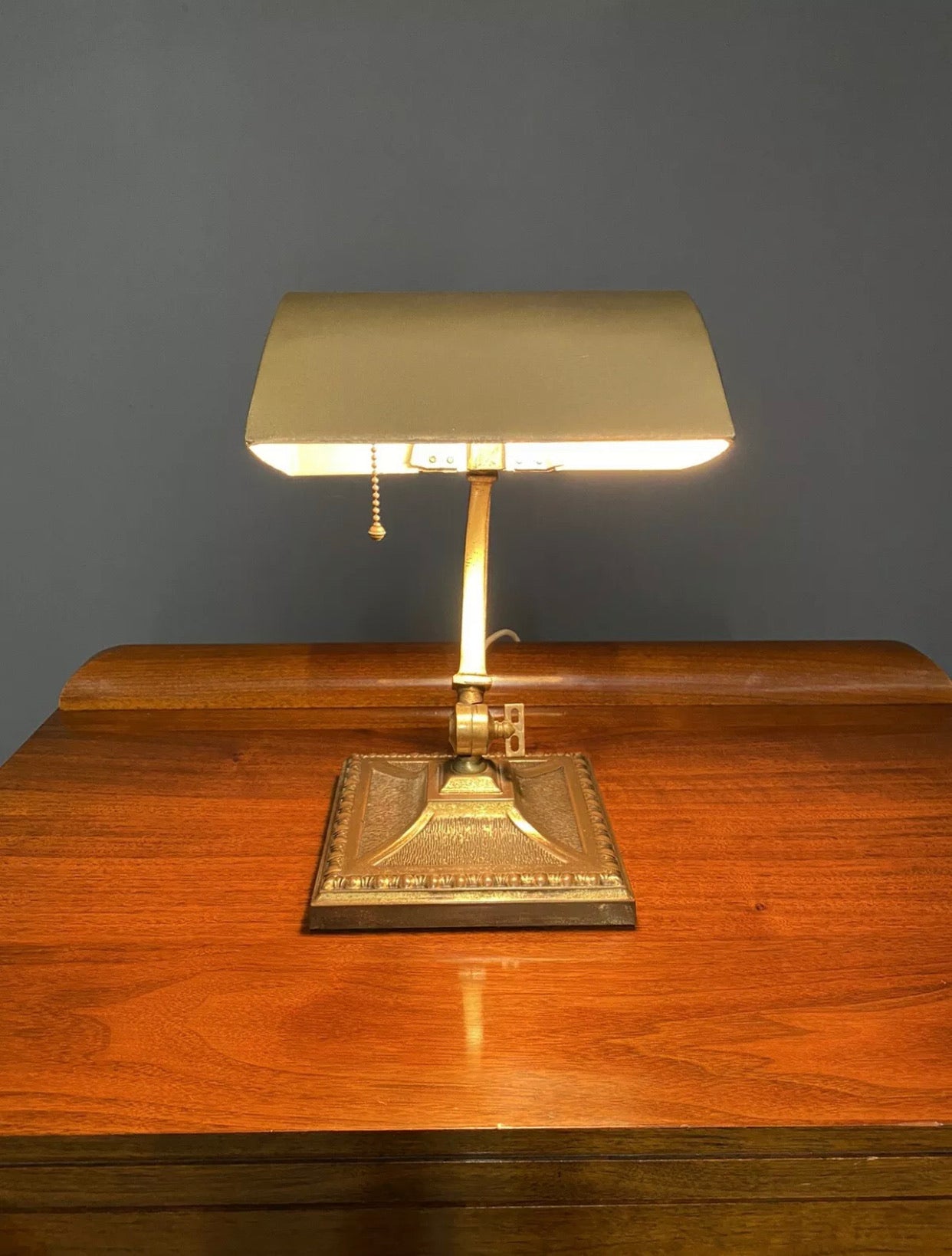 1930’s Art Deco Amronlite Brass Bankers Desk Lamp