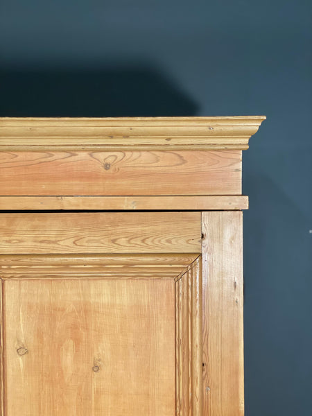 Victorian Pine Linen Press