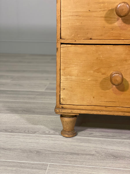 Small Victorian Pine Chest Of Drawers