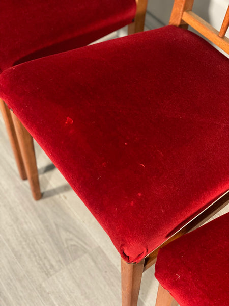 Set Of Eight Gordon Russell Oak Dining Chair’s