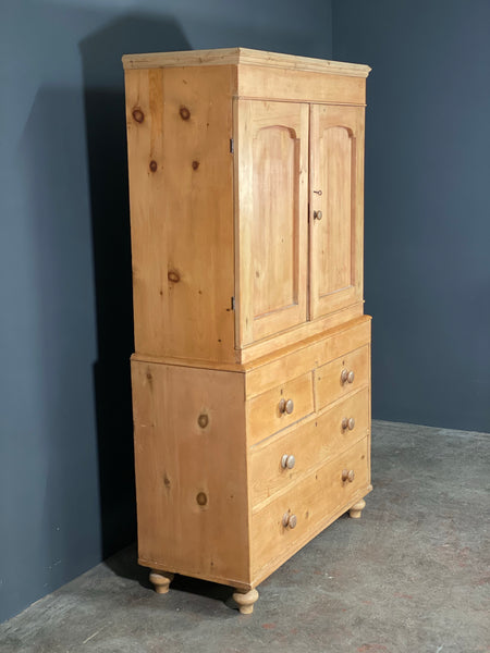 Victorian Pine Linen Press