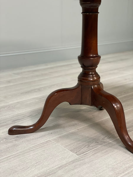 Antique Georgian Mahogany Tilt Top Table